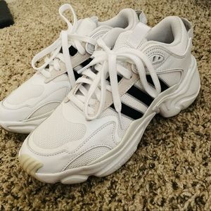 Adidas Magmur Runners - 8.5
